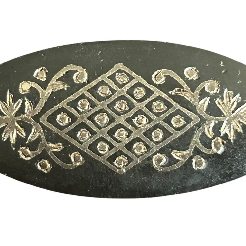 Victorian Niello Black & Silver Engraved Oval Mourning Brooch